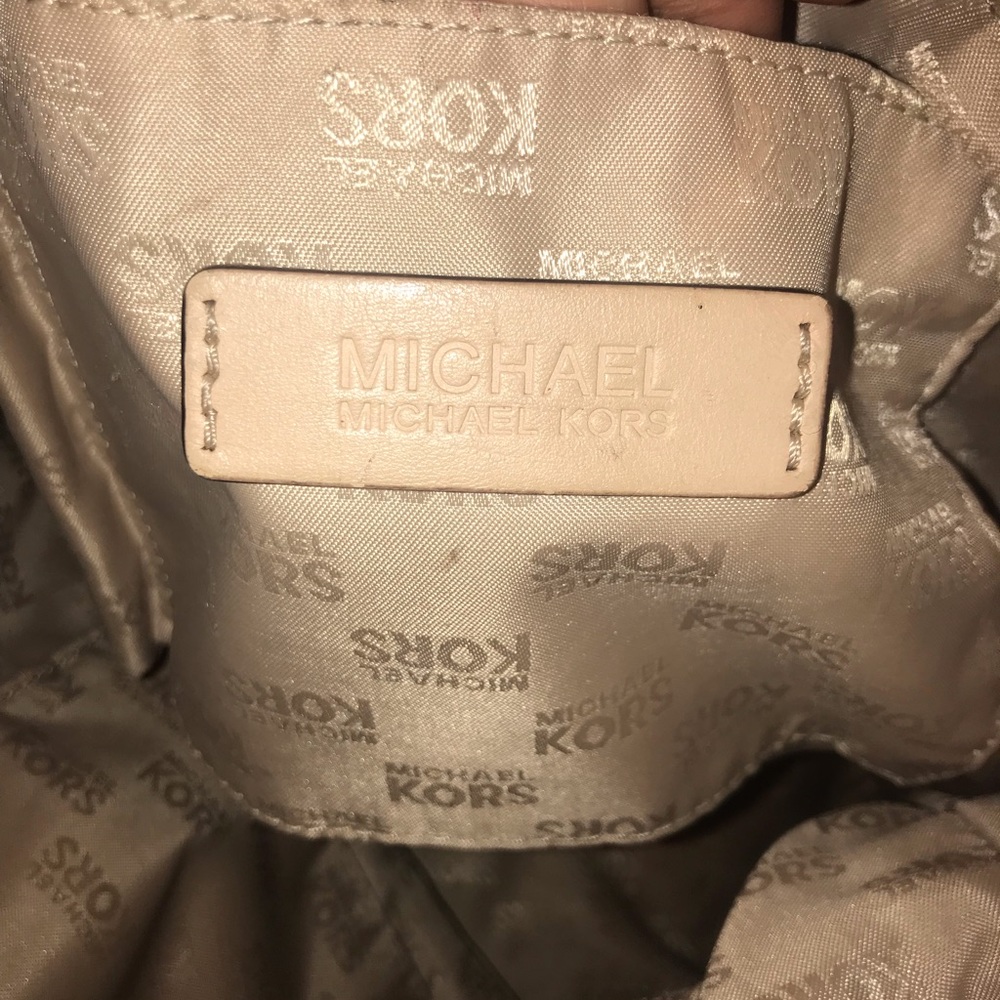 Purse - Picture 2 of 4